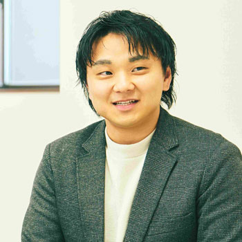 常務取締役 岩﨑 直樹 氏