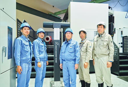 執行役員 技術部長　常川明 氏 ／ 技術部　制御・FA課長　児玉雄治 氏 ／ 制御・FA課 主任　菊地郁巳 氏