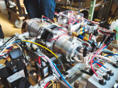 YSEC株式会社【連携によって積み重ねた研究を基盤に市場にない水素混焼タービン発電機を開発。】